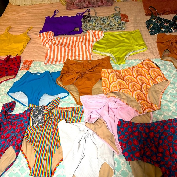 KORTNI JEAN Tie-Front “Vibrant Leopard” Swim Bottoms - Sz S - NWT - Picture 7 of 7